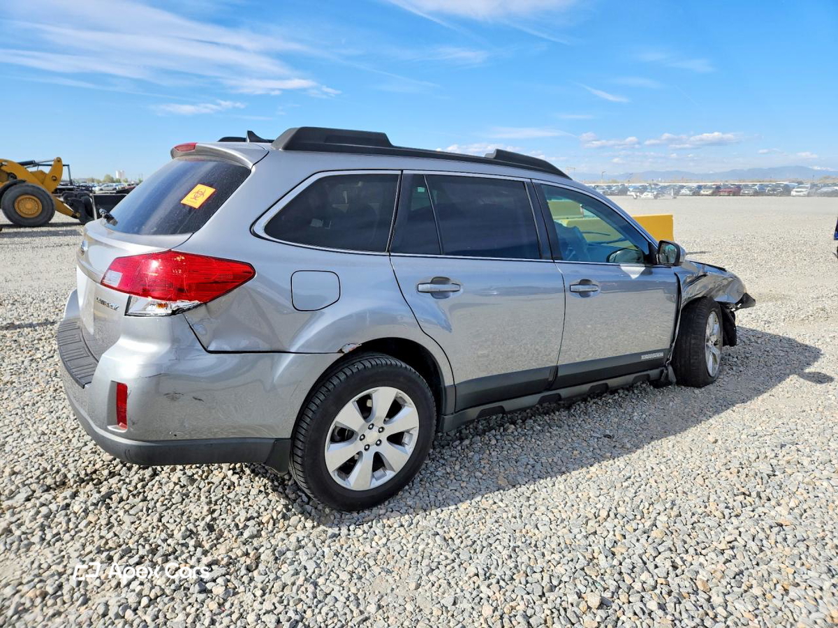 Subaru Outback 2011