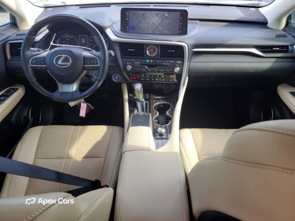 Lexus RX 2021