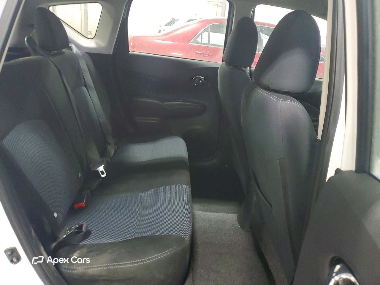 Nissan Versa 2015
