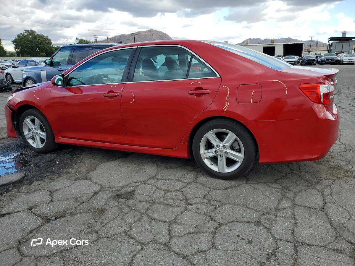 Toyota Camry 2012
