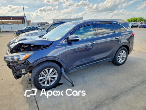 Kia Sorento 2017 - Image 1 of 14