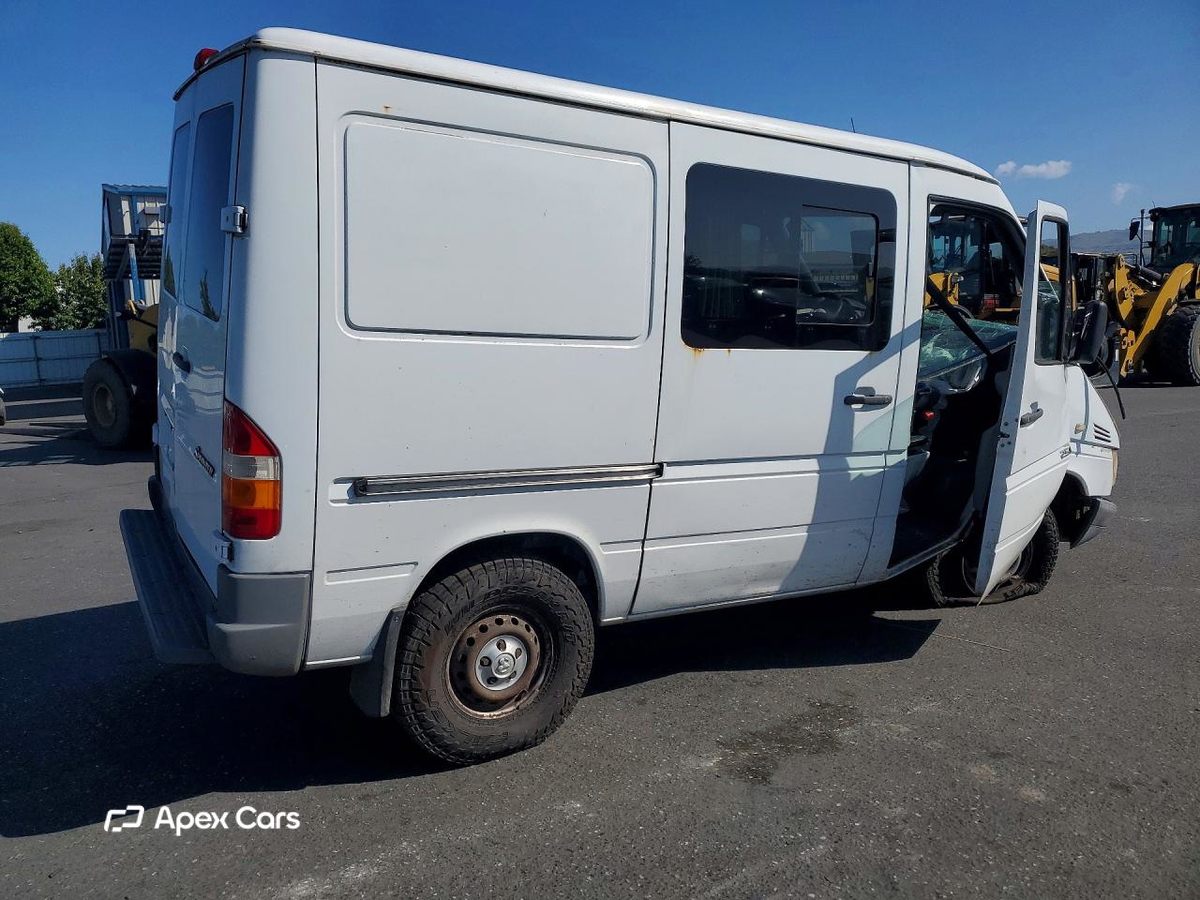 Dodge Sprinter 2005