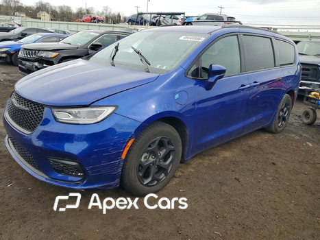 Chrysler Pacifica 2021 - Image 1 of 13