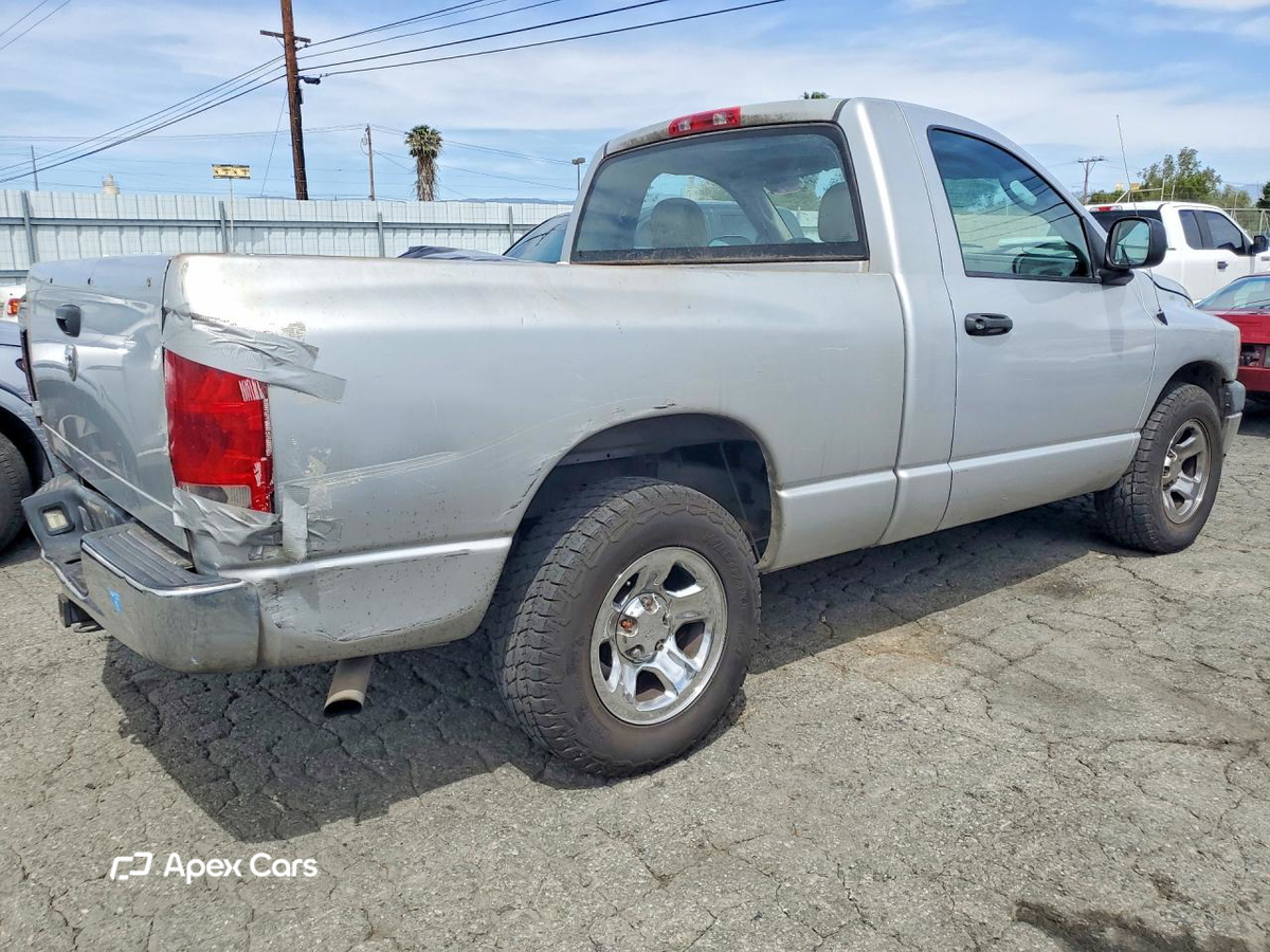 Dodge RAM 2006