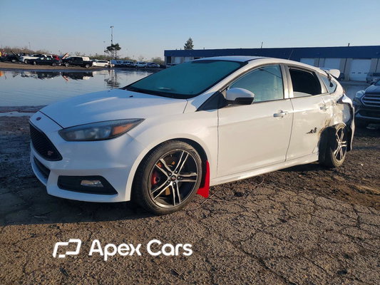 Ford Focus 2015 - Image 1 of 11