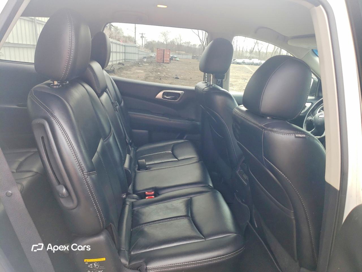 Nissan Pathfinder 2014