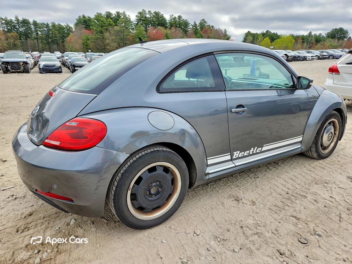 Volkswagen Beetle 2012