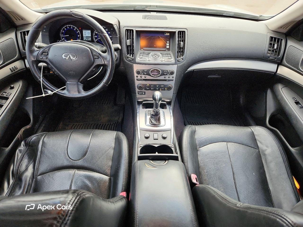 Infiniti G 2010
