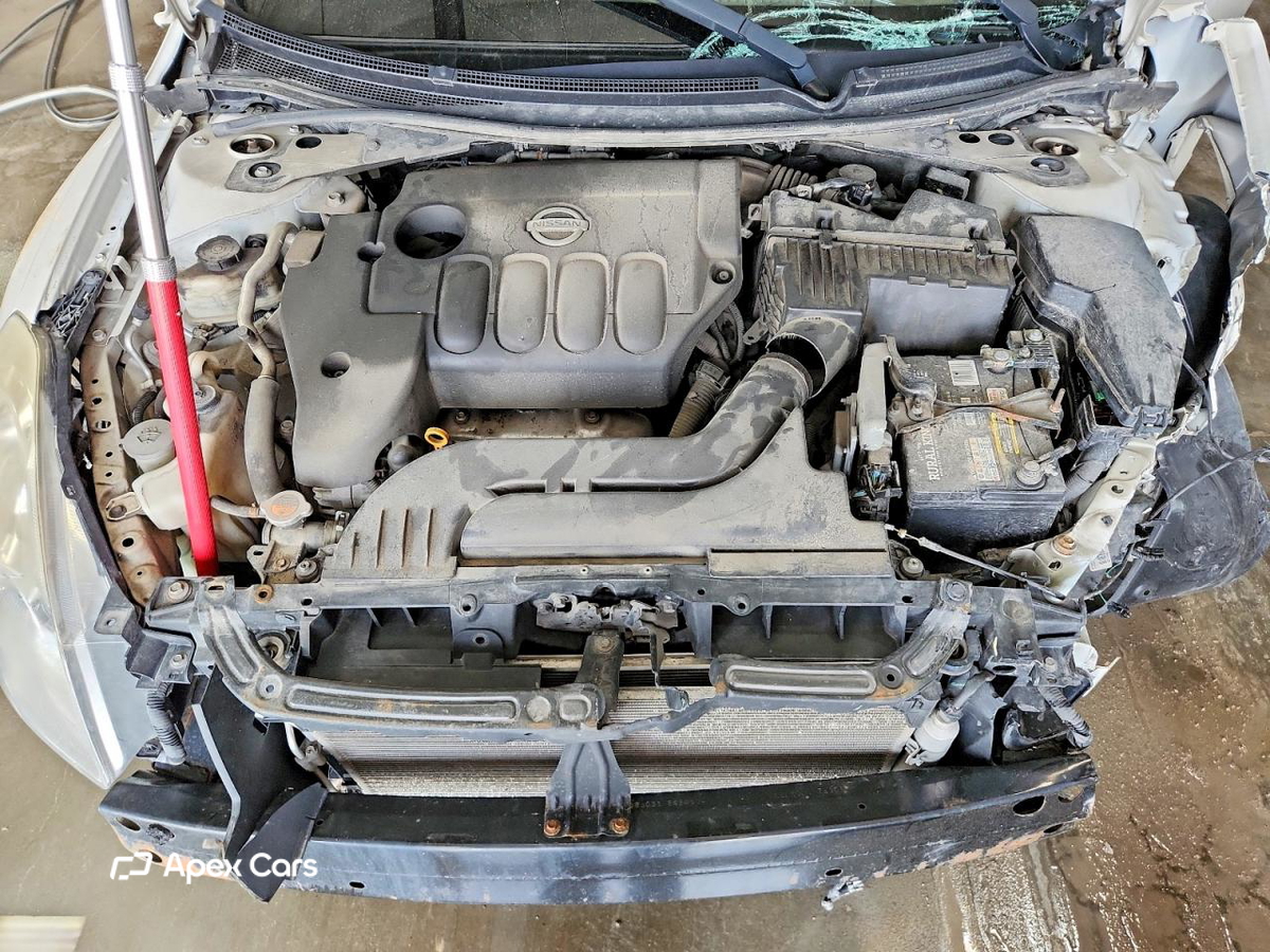 Nissan Altima 2011