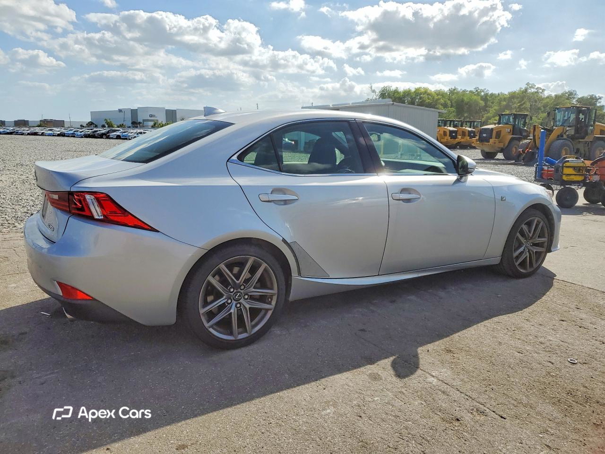 Lexus IS 2014