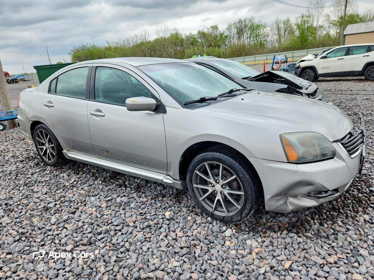 Mitsubishi Galant 2009