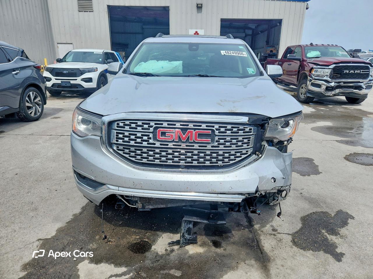 GMC Acadia 2017