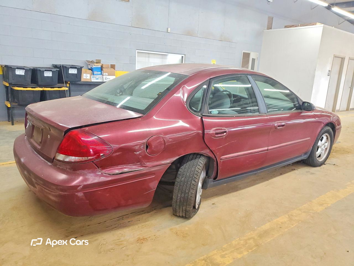 Ford Taurus 2004