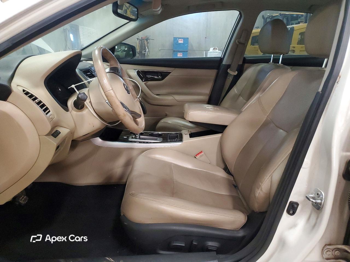 Nissan Altima 2015