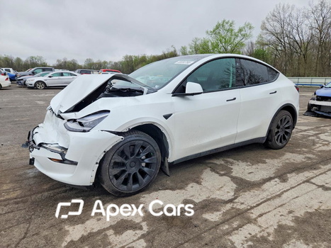 Tesla Model Y 2022 - Image 1 of 12