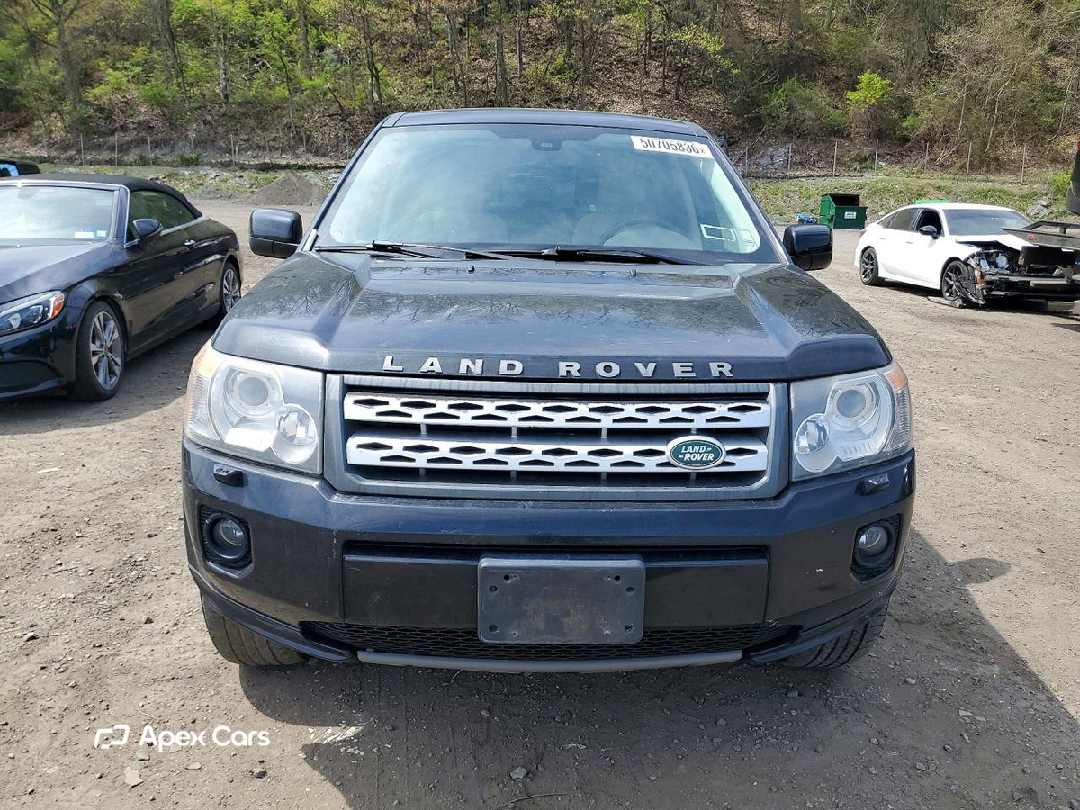 Land Rover LR2 2011
