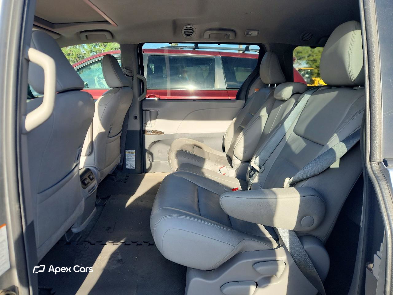 Toyota Sienna 2018