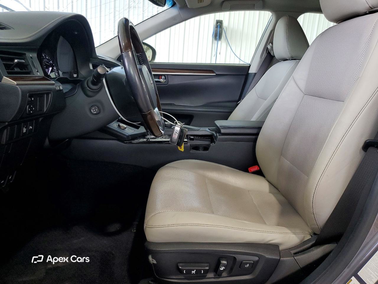 Lexus ES 2015