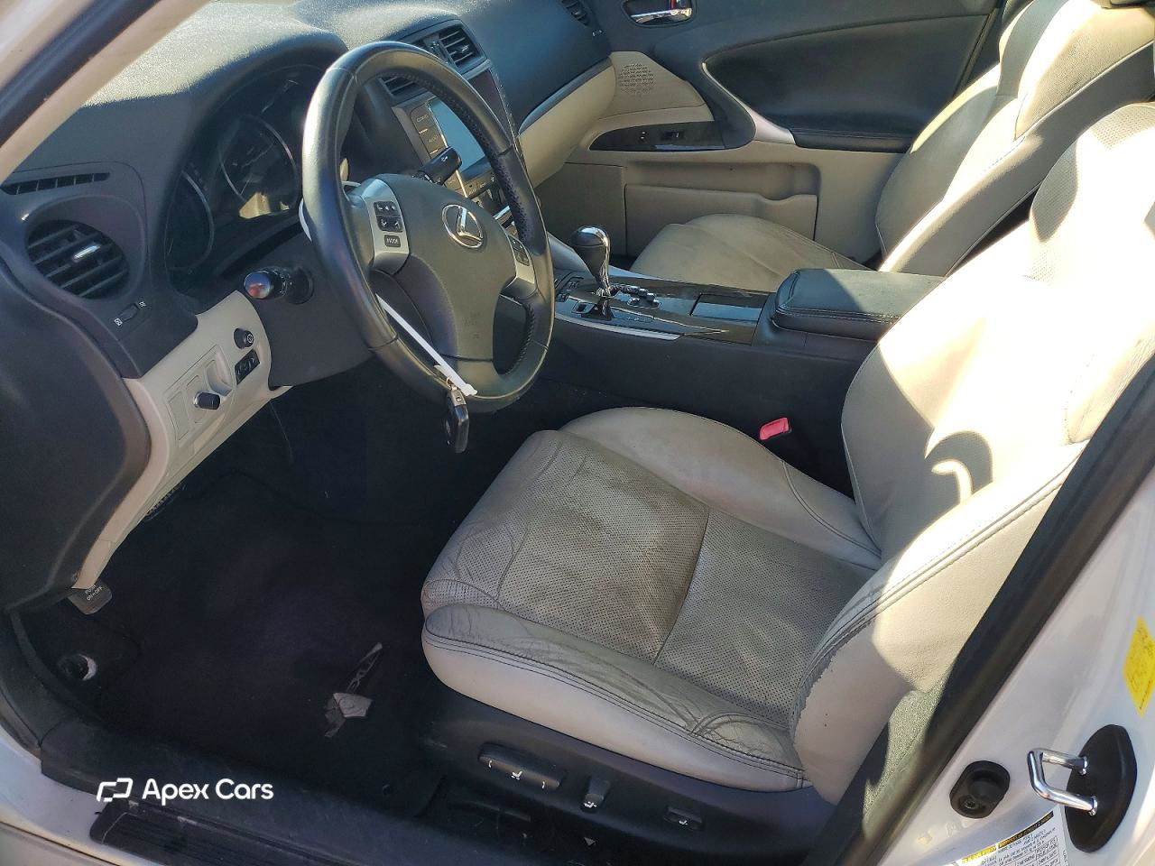 Lexus IS 2011