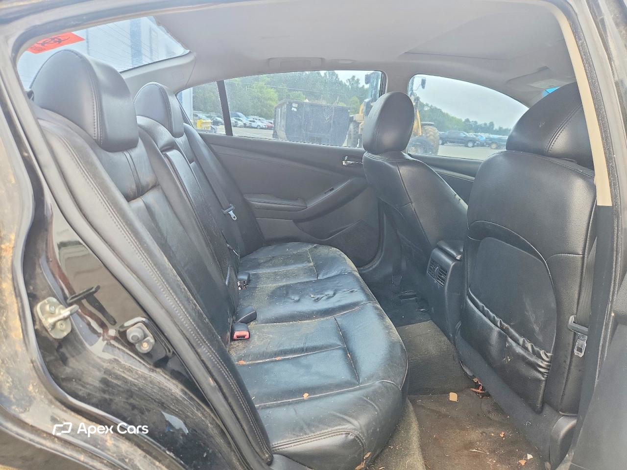 Nissan Altima 2012
