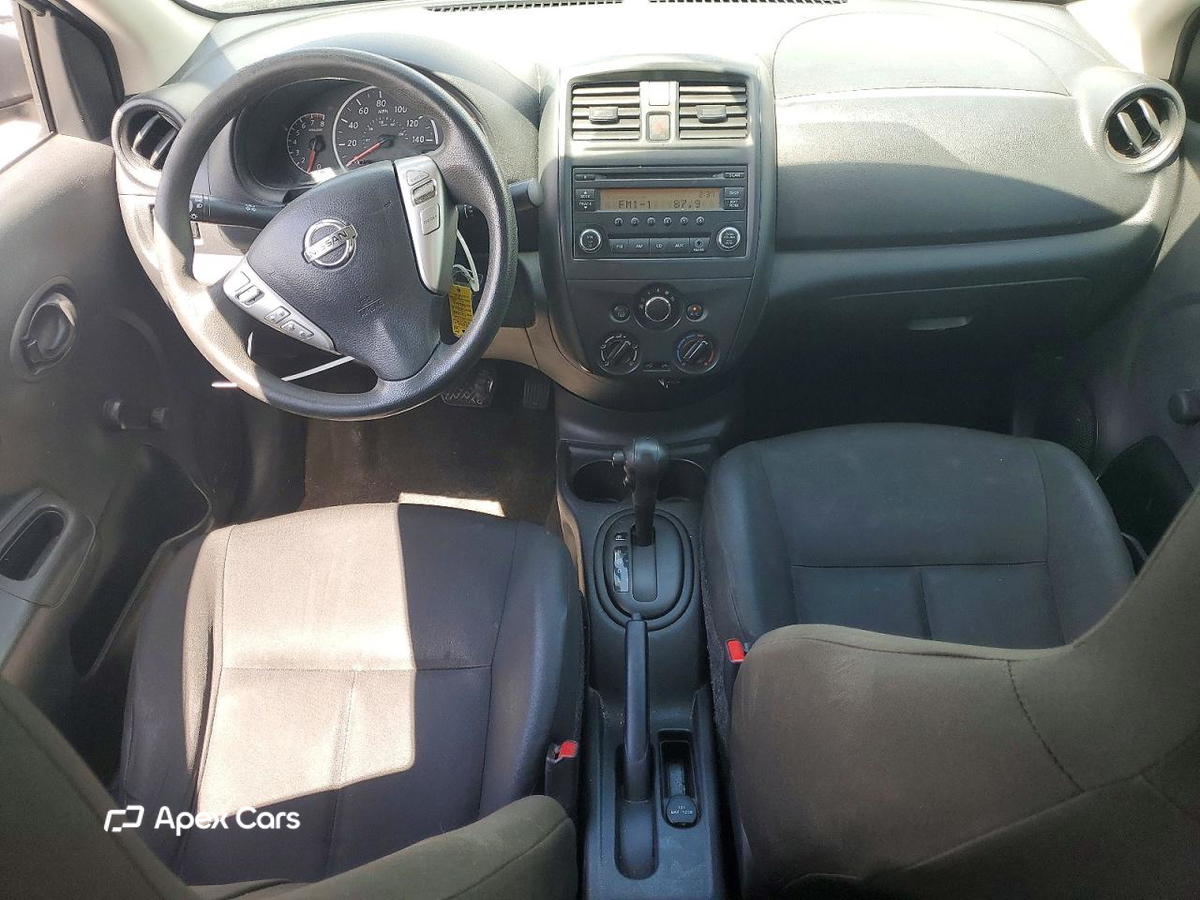 Nissan Versa 2016