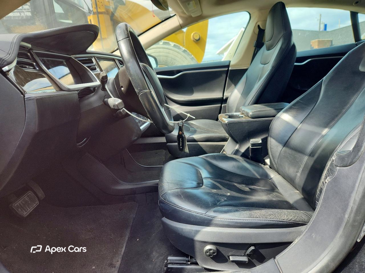 Tesla Model S 2013