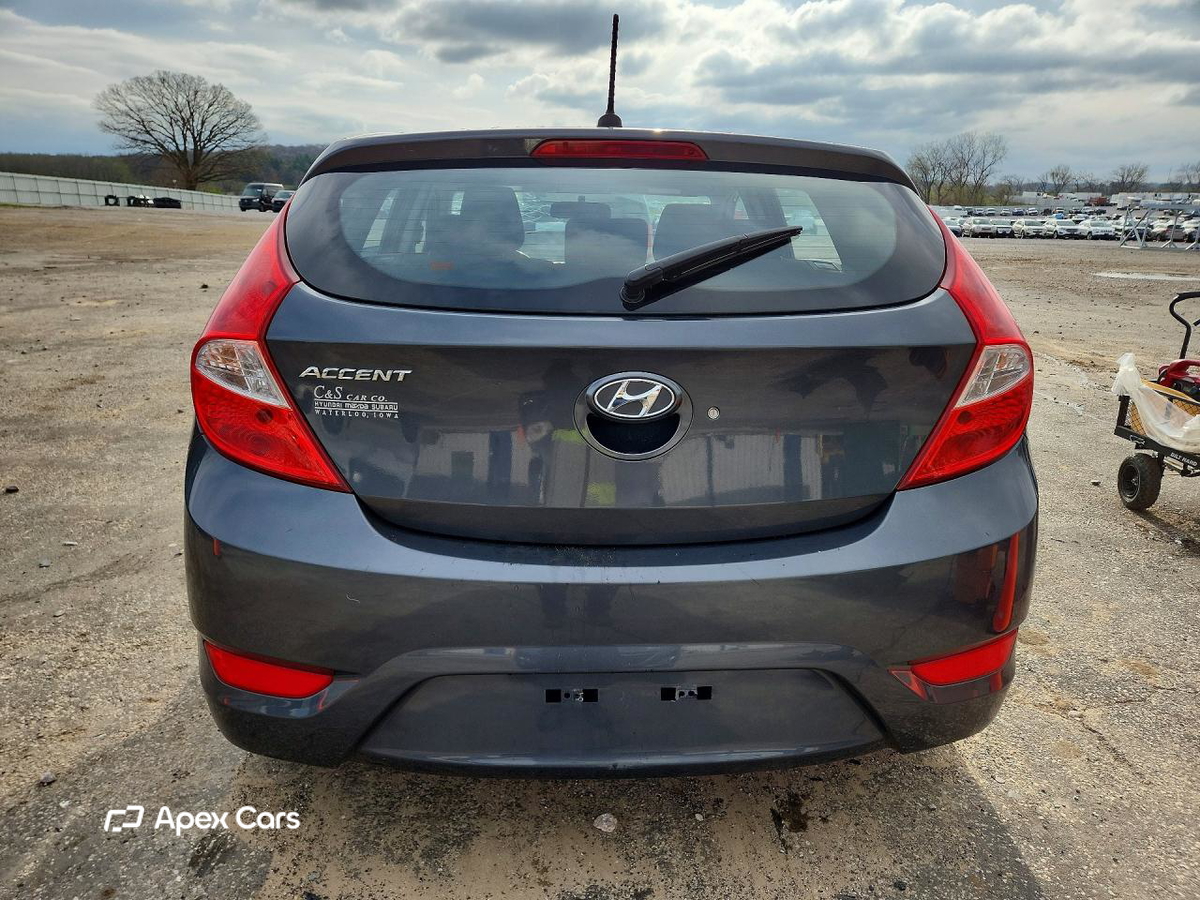 Hyundai Accent 2012