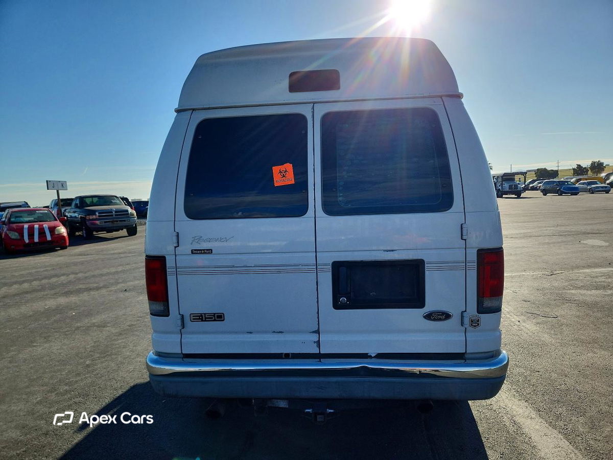 Ford Econoline 2002