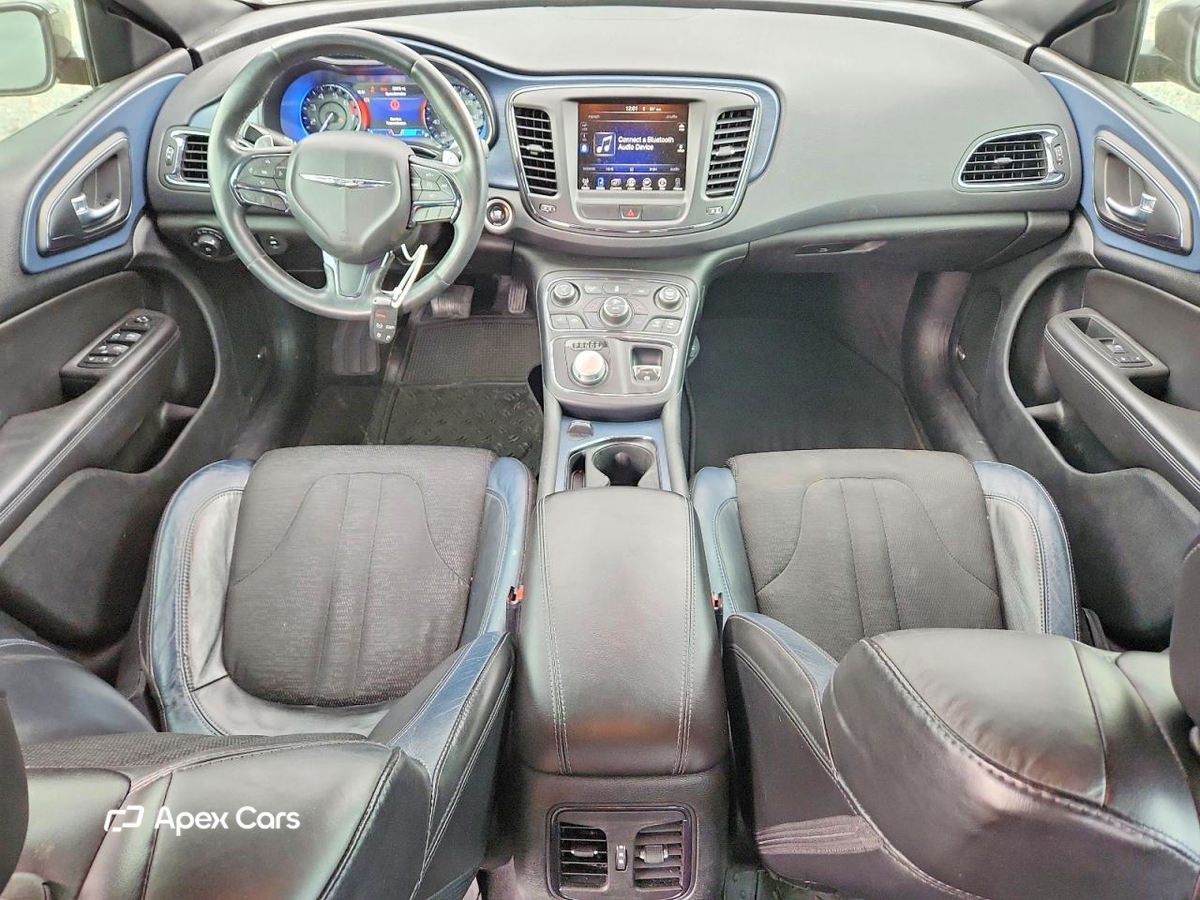 Chrysler 200 2015