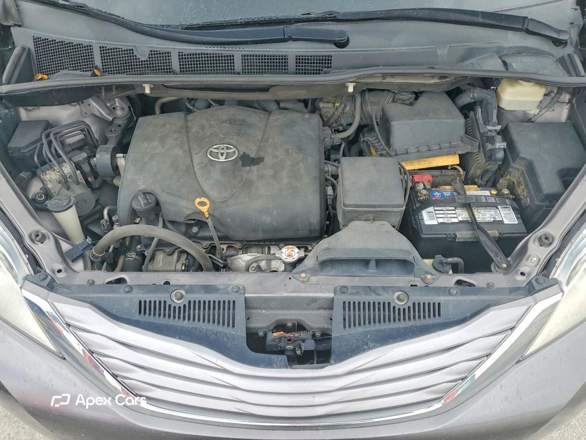 Toyota Sienna 2017