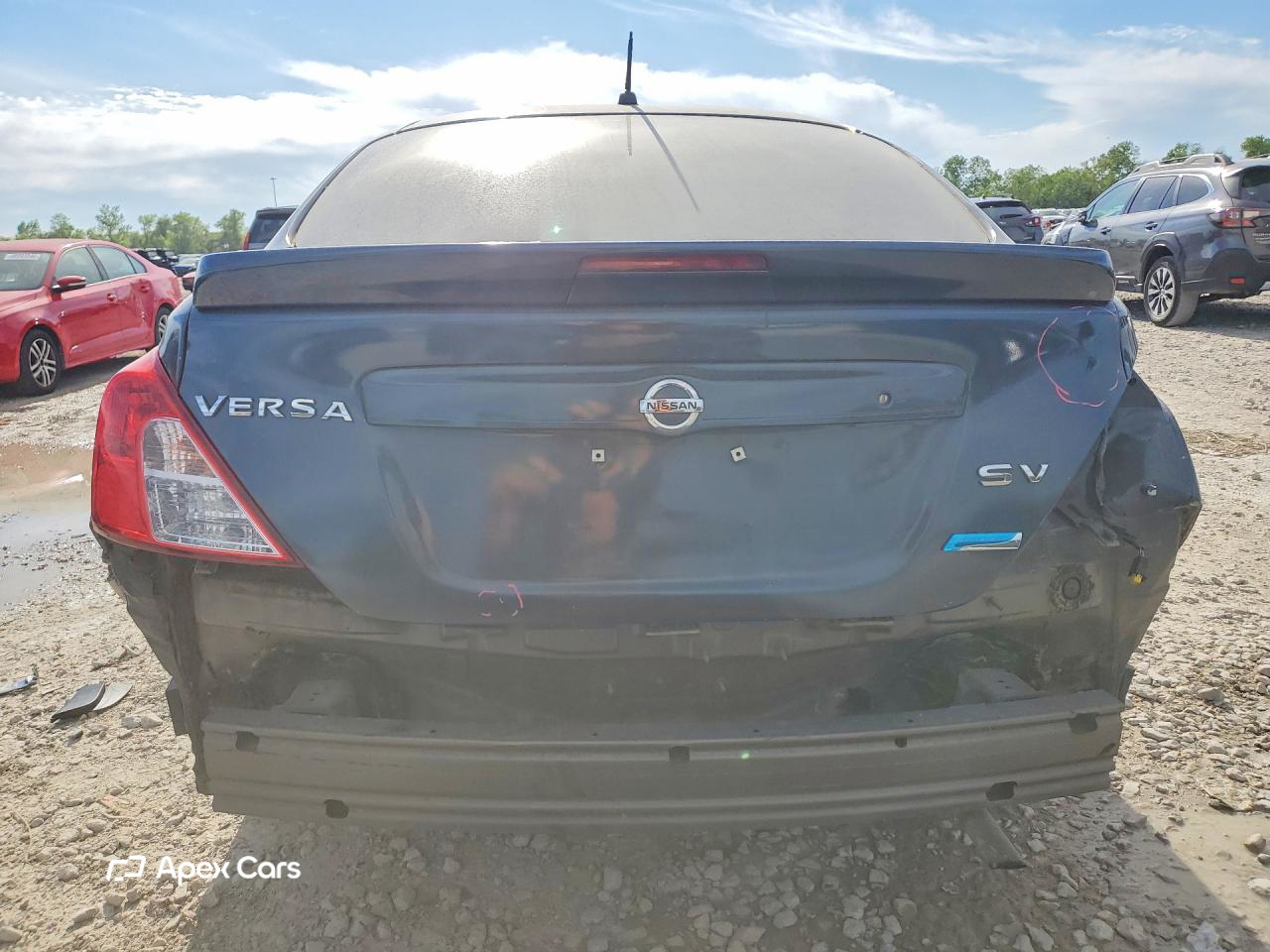 Nissan Versa 2015