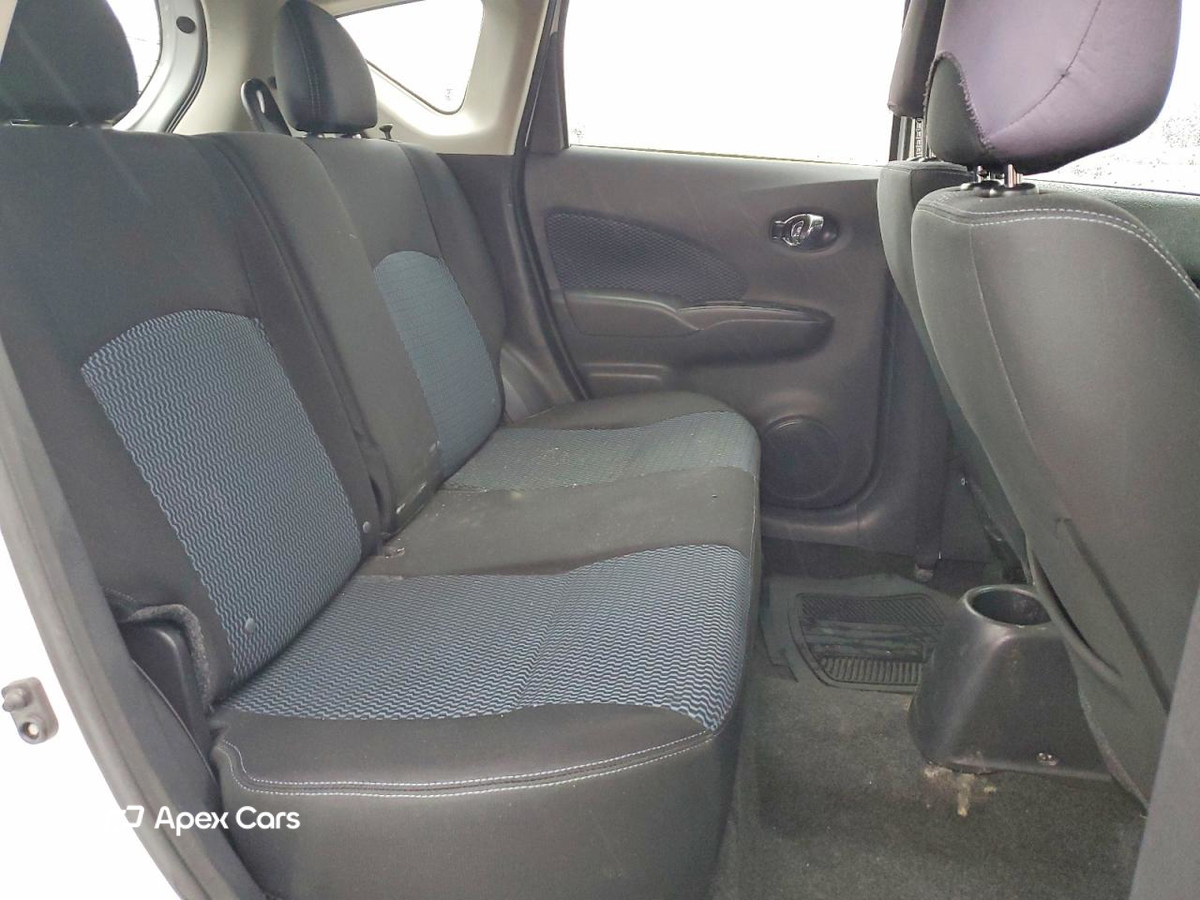 Nissan Versa 2019