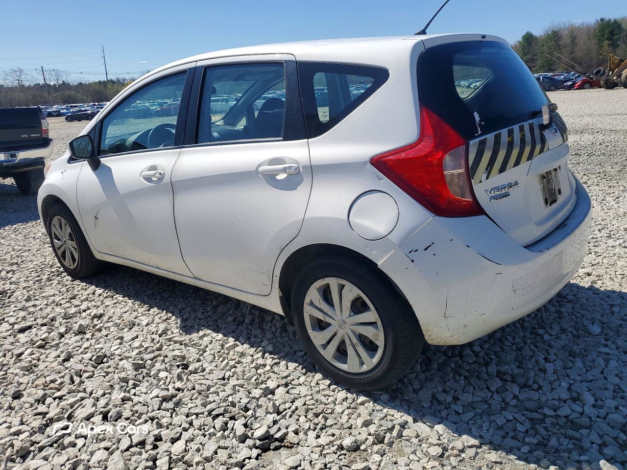 Nissan Versa 2015