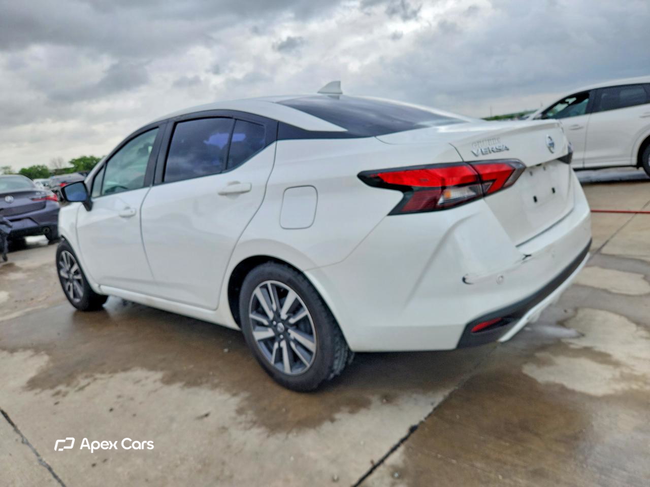 Nissan Versa 2021