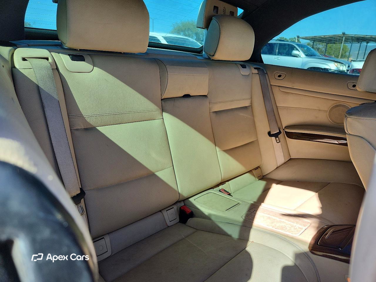 BMW Series 3 2009