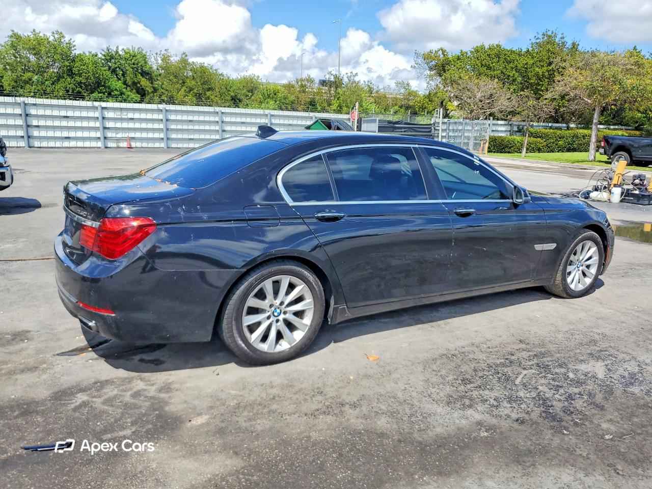 BMW Series 7 2015