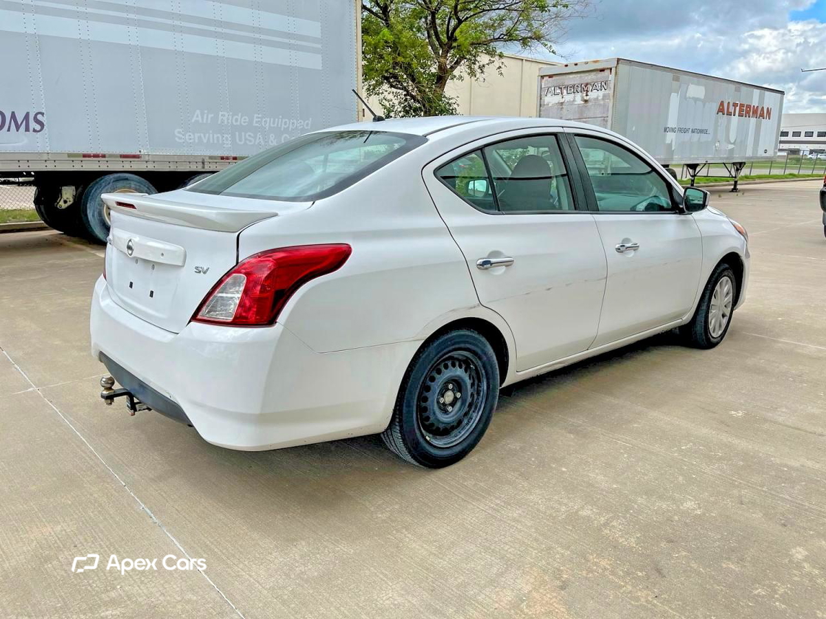 Nissan Versa 2019