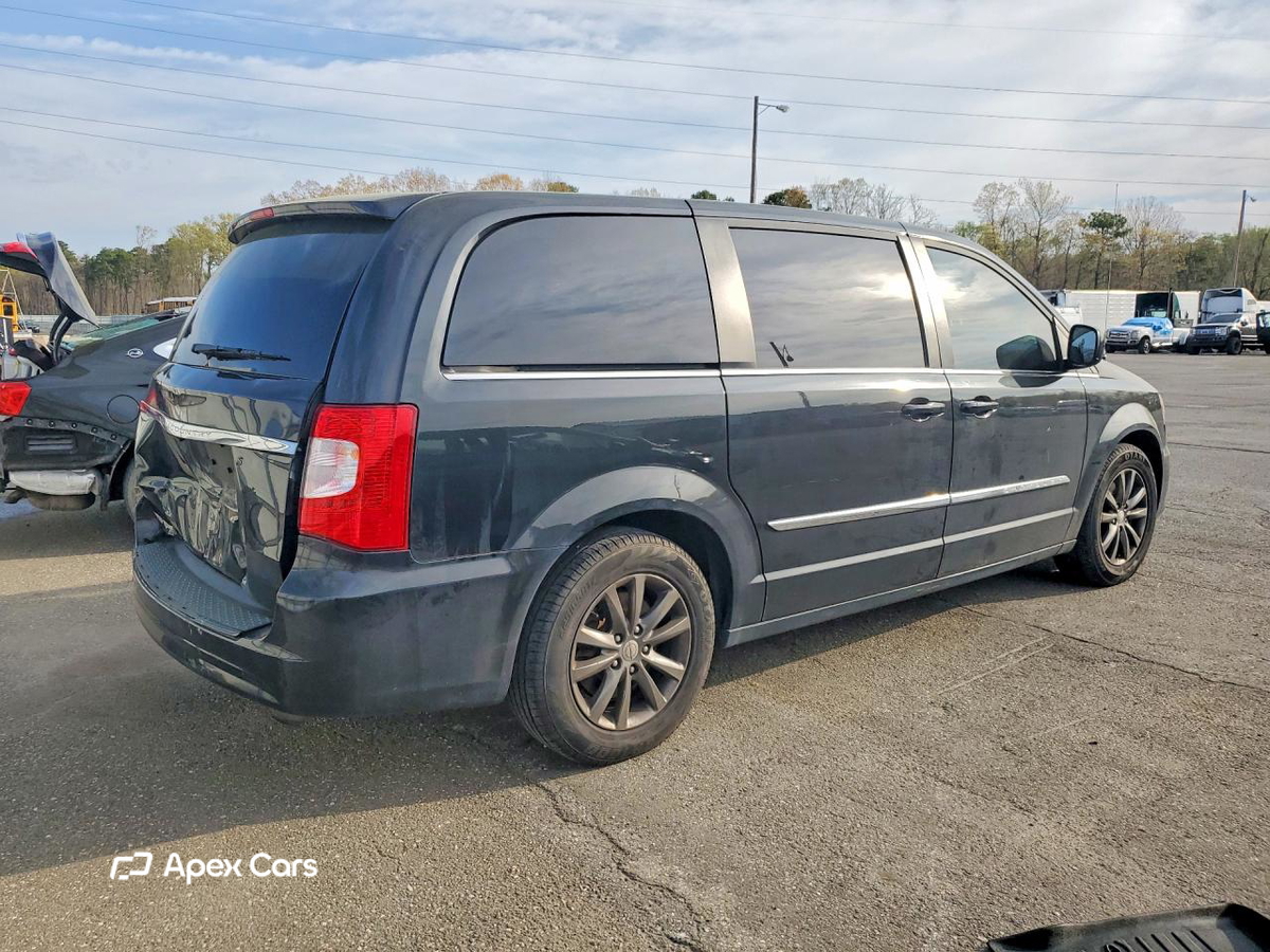 Chrysler Voyager 2015