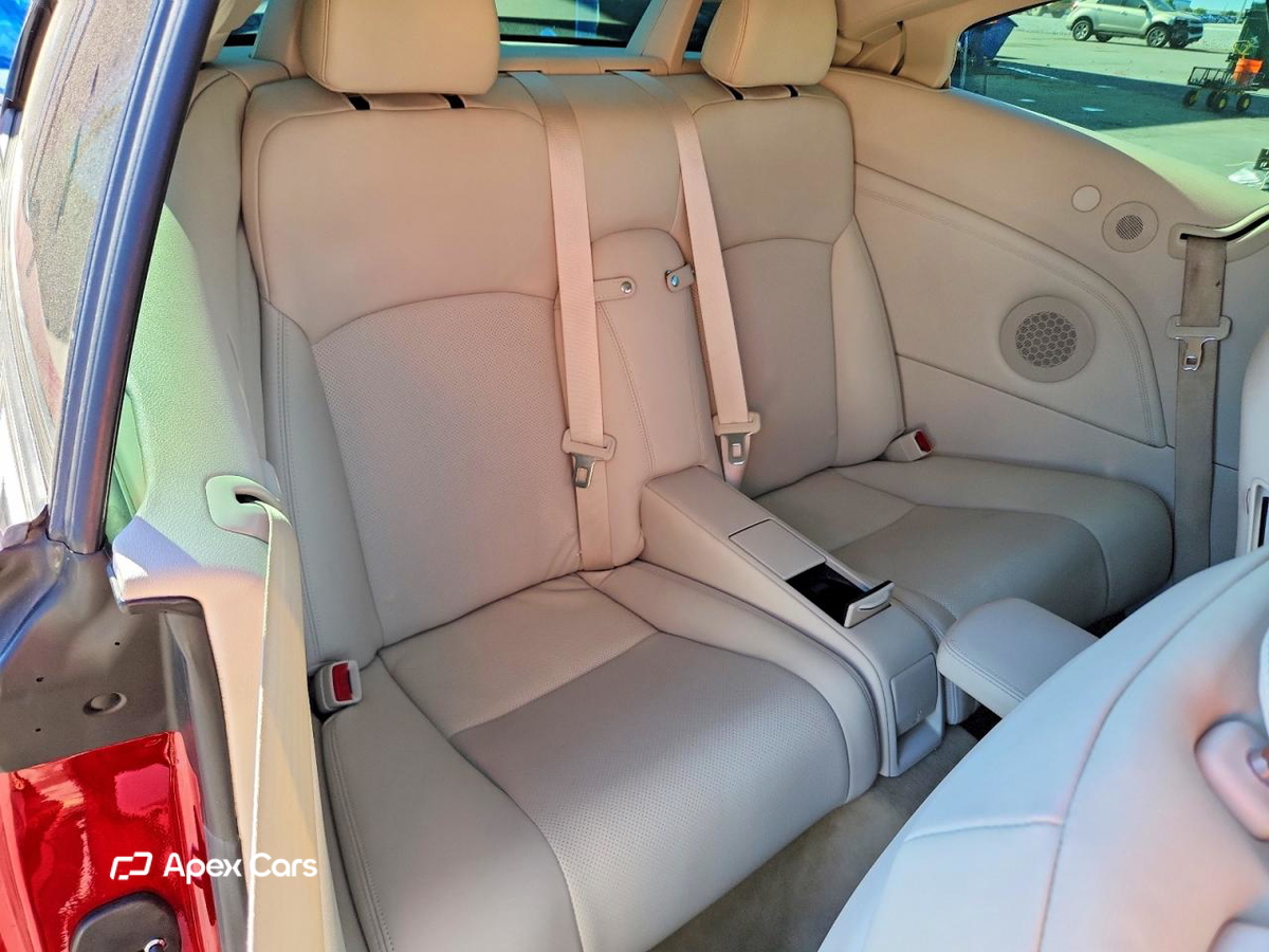 Lexus IS 2010