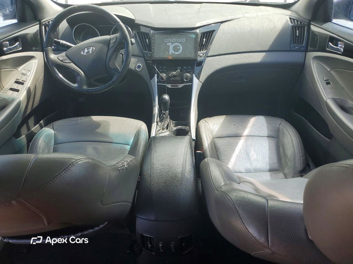 Hyundai Sonata 2011