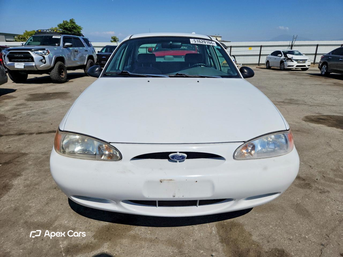 Ford Escort 2000