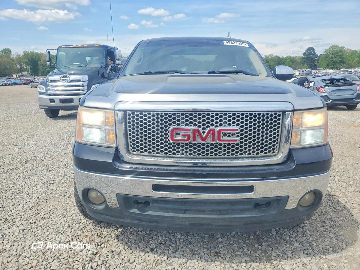 GMC Sierra 2010