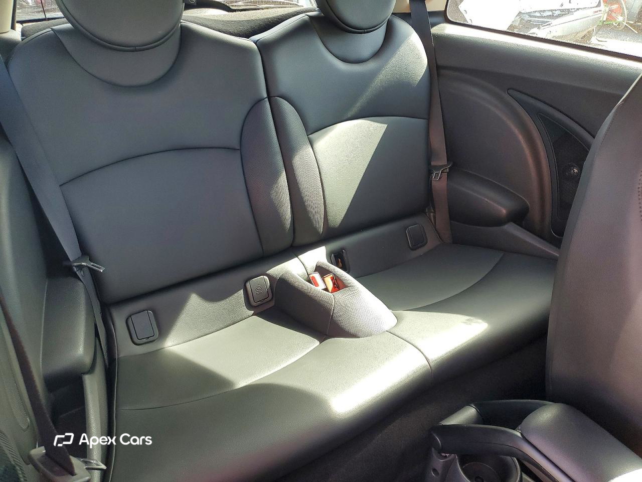 MINI Cooper 2013