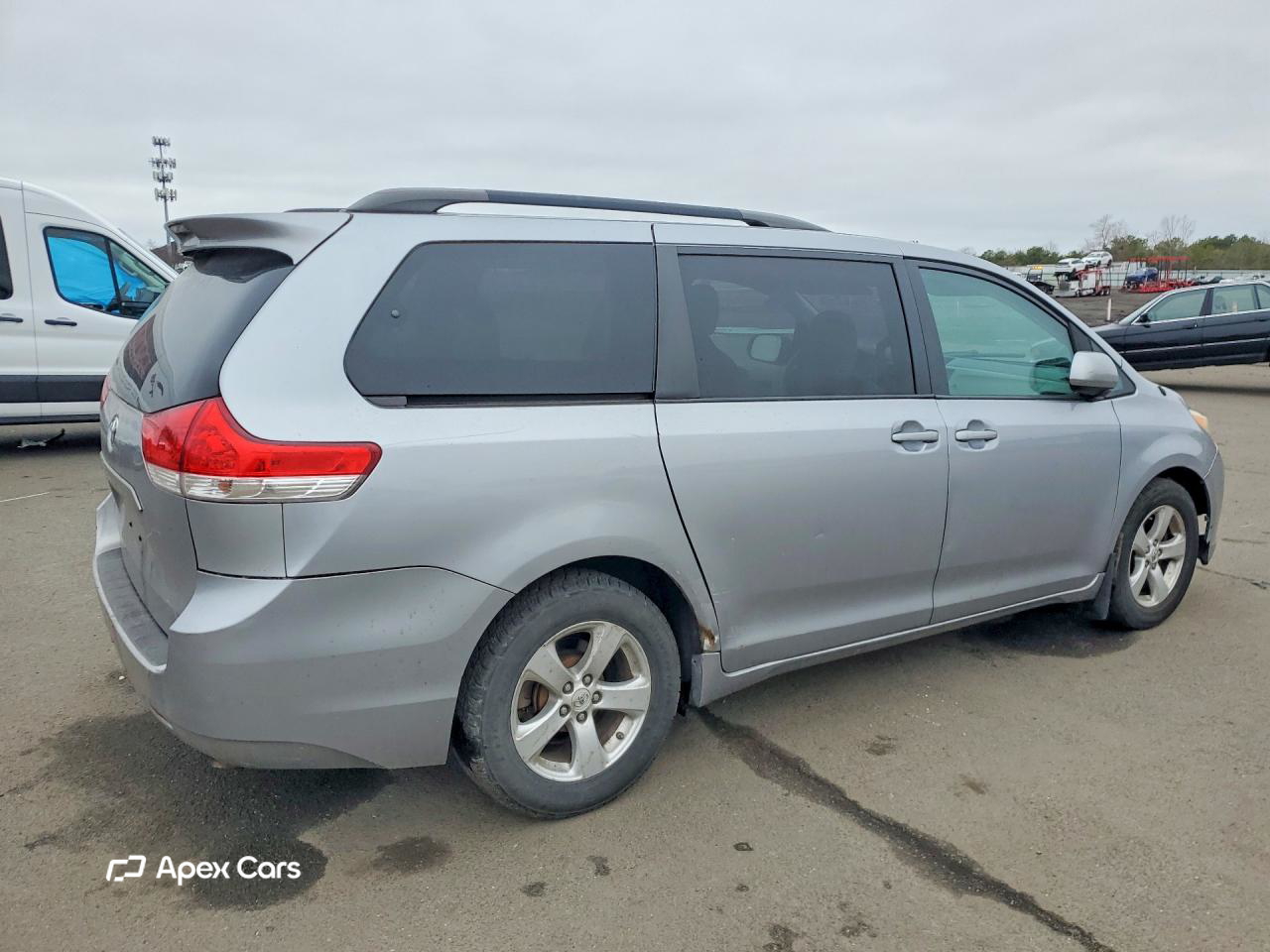 Toyota Sienna 2012
