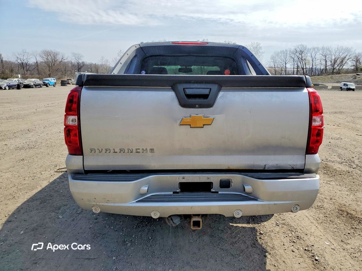 Chevrolet Avalanche 2012