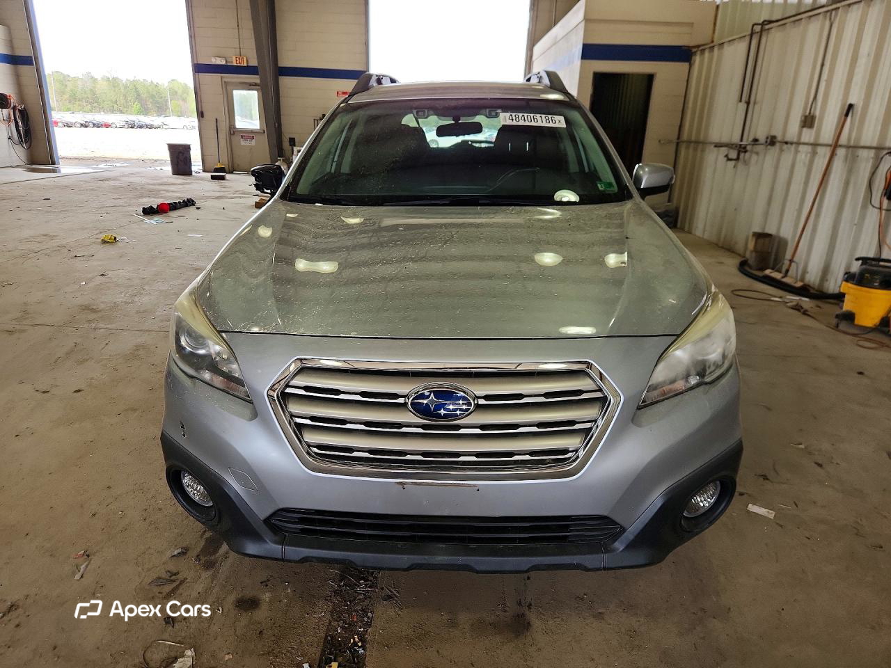 Subaru Outback 2016