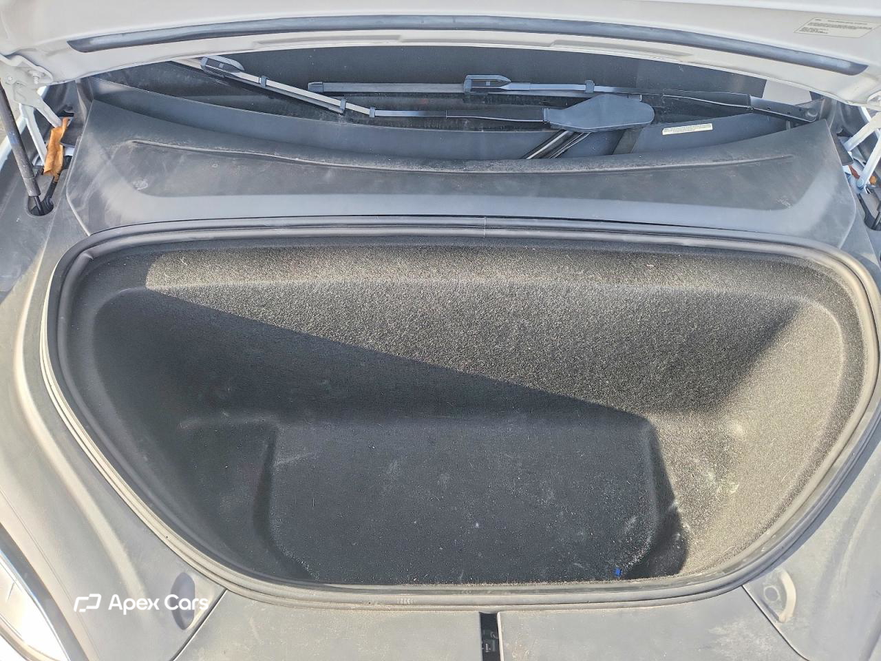 Tesla Model X 2022