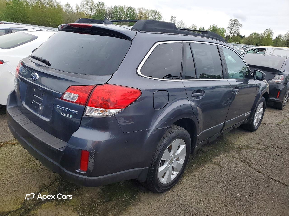 Subaru Outback 2011