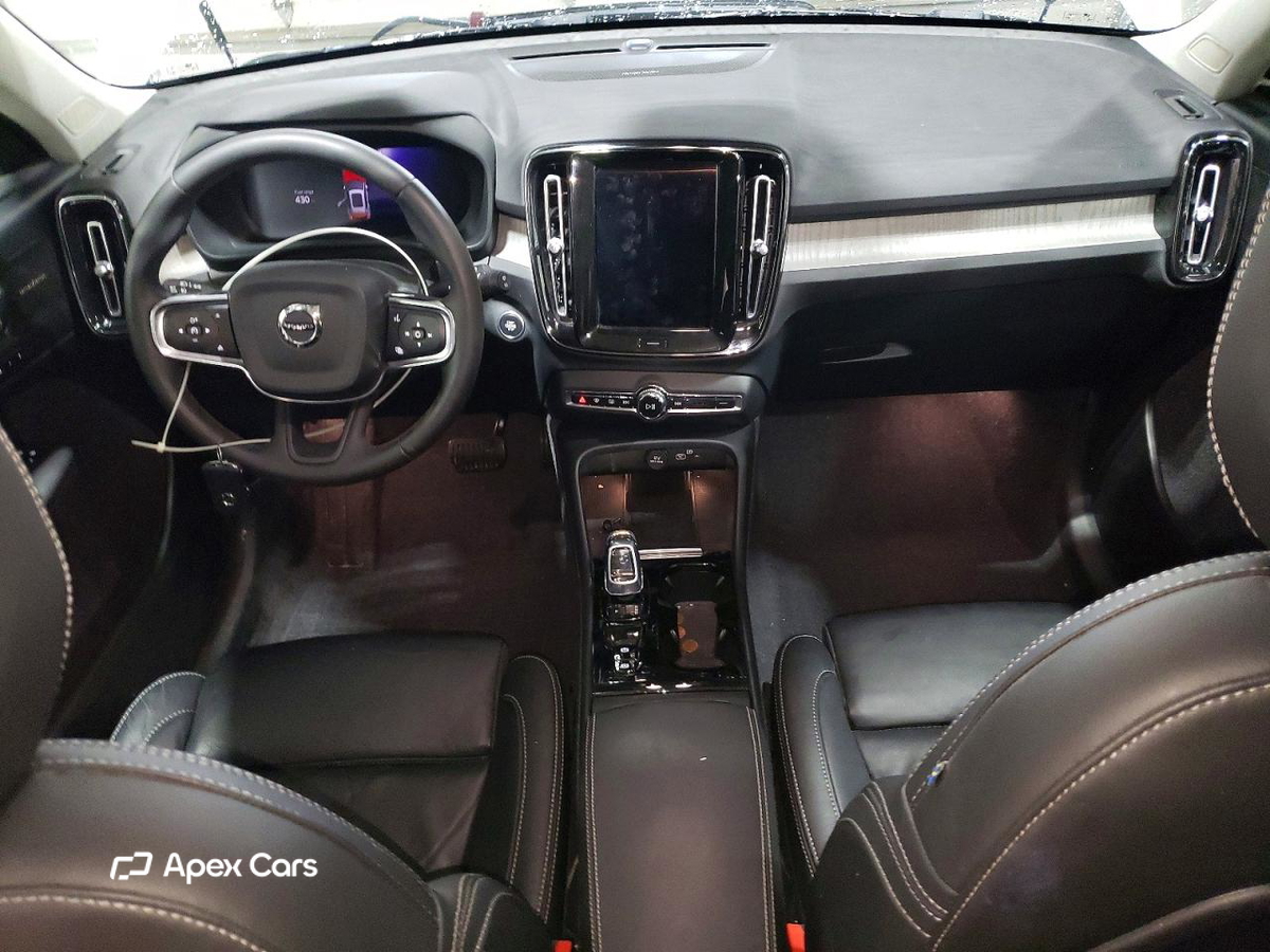 Volvo XC40 2024