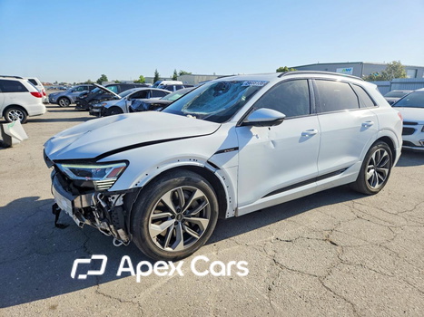 Audi e-tron 2021 - Image 1 of 11